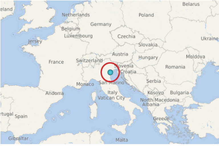 Azamara Pursuit Current Position