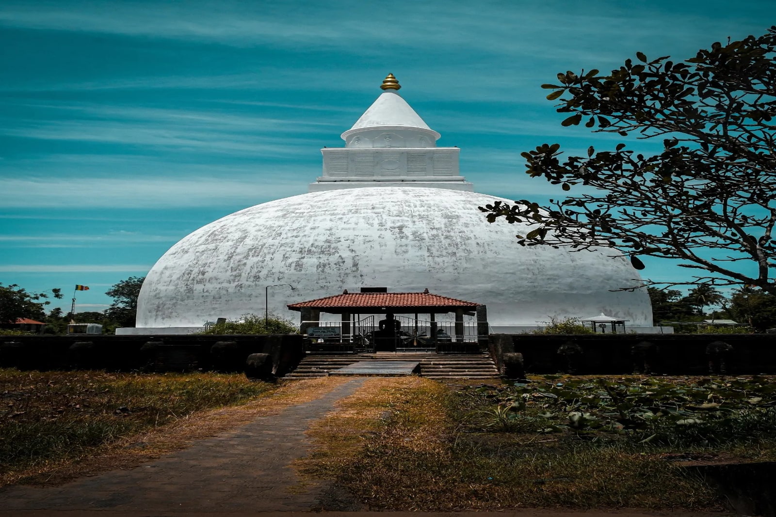 Yatala Wehera Tissamaharama Temple Tour from Hambantota Port 1